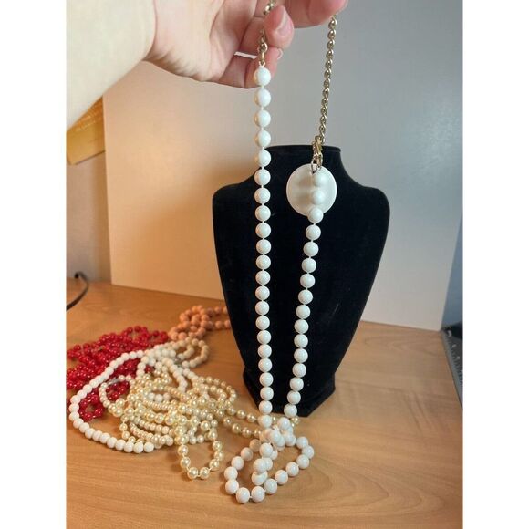 Collection of 8 Costume Jewelry Beaded Necklaces - Picture 9 of 9